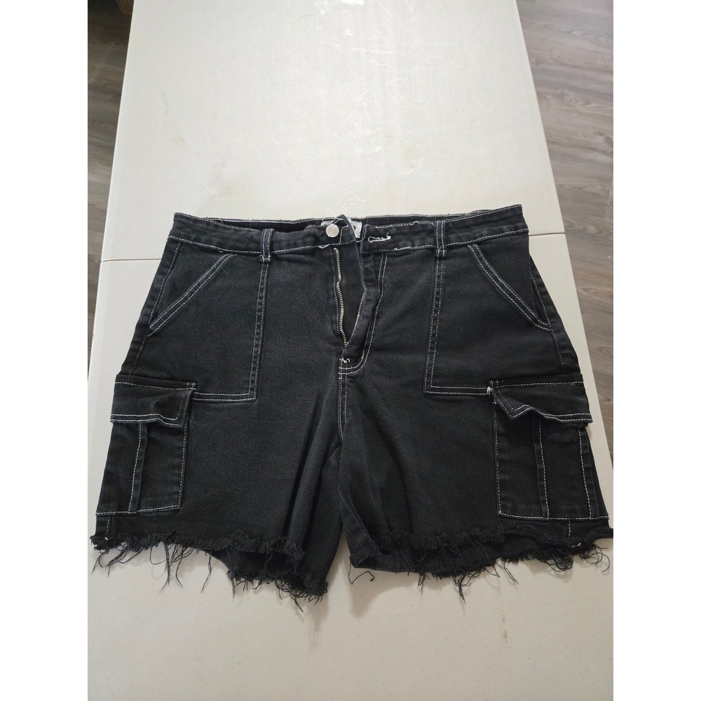 Kréamy Black Denim Cargo Shorts Raw Hem Plus Size 1X